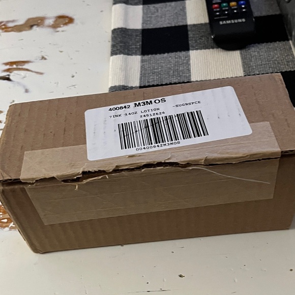 PINK Victoria's Secret Coco Sugar & Spice Hydrating Lotion - Picture 4 of 4